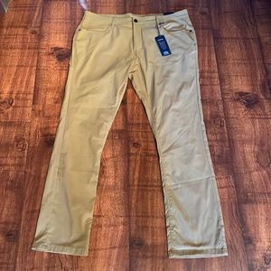 NWT Kenneth Cole Slim Fit Tech Pant - 38x32